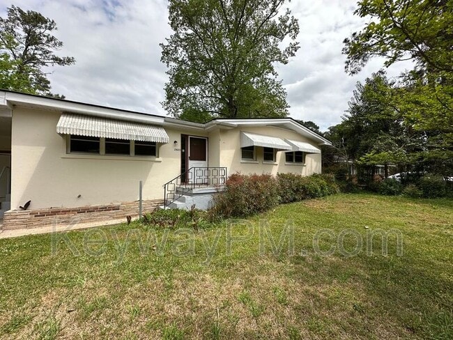 Building Photo - 2423 Brentwood Pl