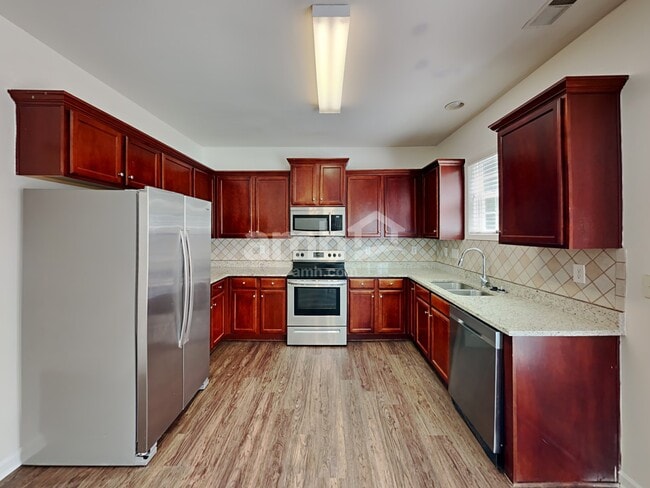 Photo - 9823 Jeanette Cir