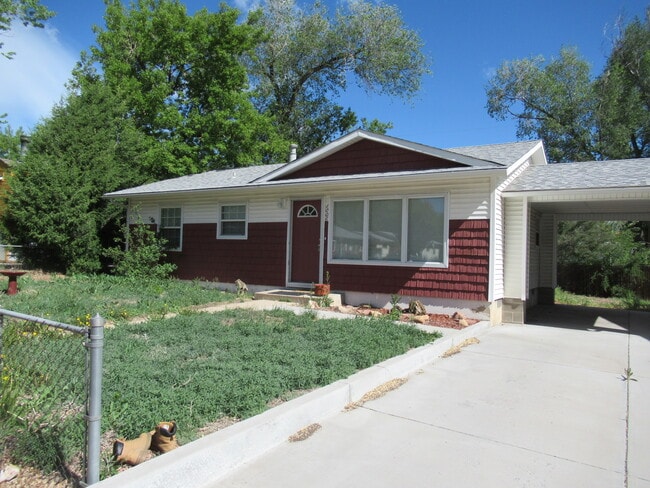 Photo - 1006 Montrose Ave House