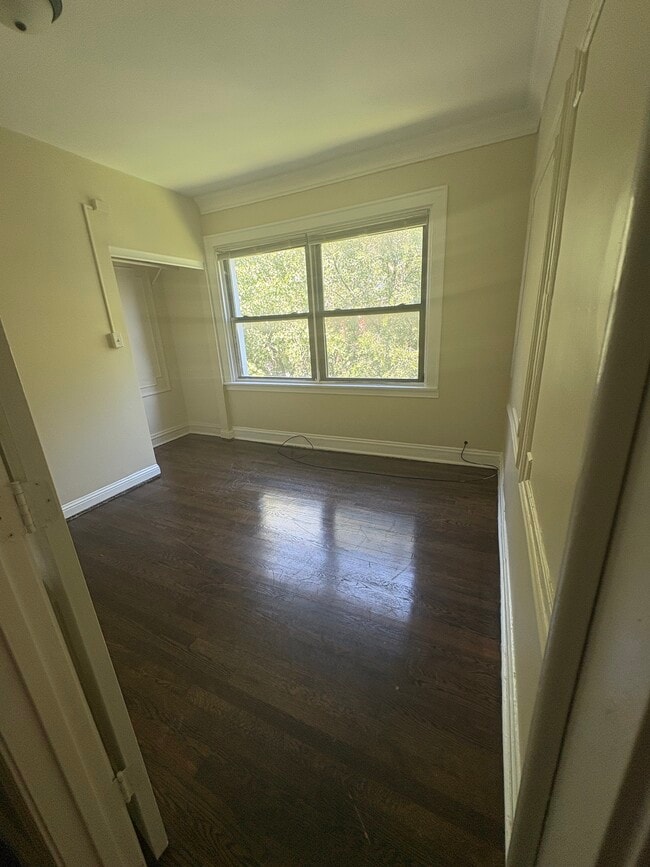 8230 S Ellis Ave Unit 3