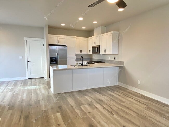 Photo - Newer 3BR - 2.5BA Home a Sought-After Redm...