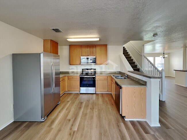 Photo - 729 Northern Lights Dr