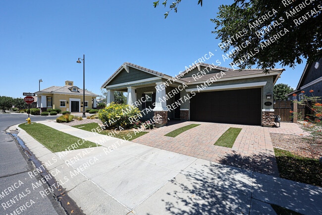 Photo - 10556 E Nichols Ave House