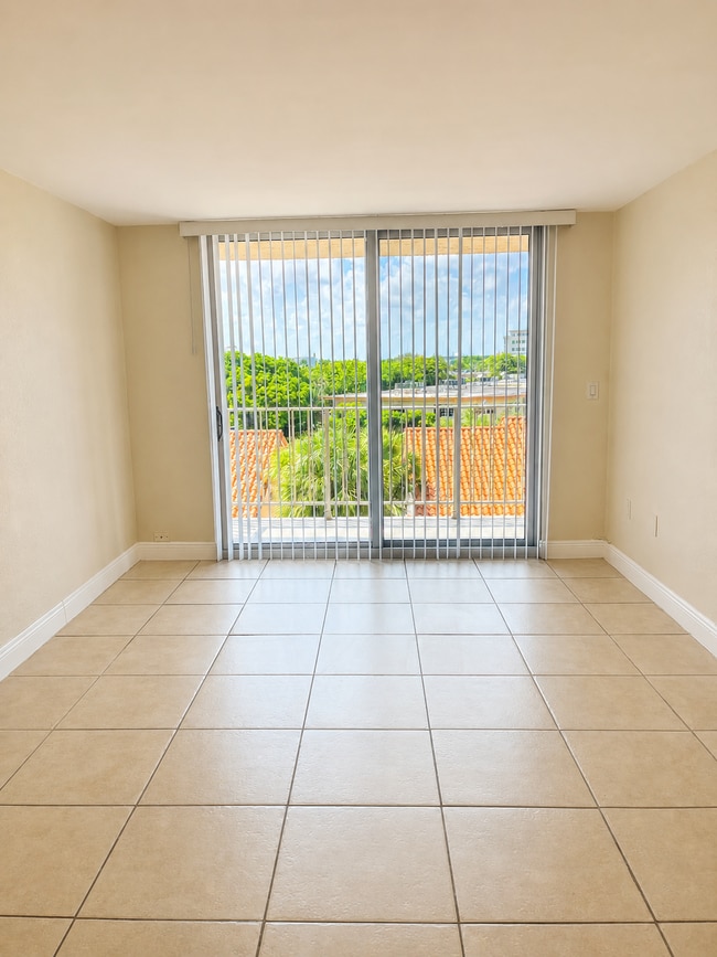 Photo - 1805 Sans Souci Blvd Unit 520