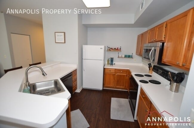 Photo - 60H Sandstone Court-