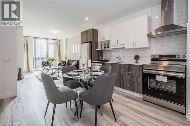 Photo - 1438 Highland Rd W Unité 902