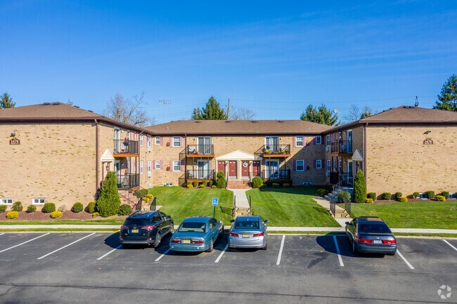 Parkside Court