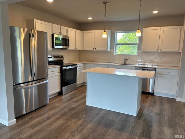 Photo - 54271 Stonebridge Dr