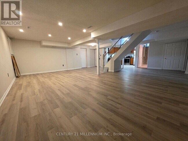 Photo - 30 Wexford Rd