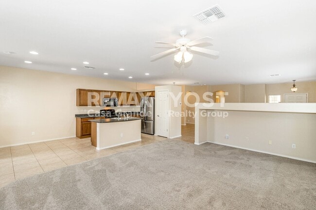 Photo - 254 W Seven Seas Dr