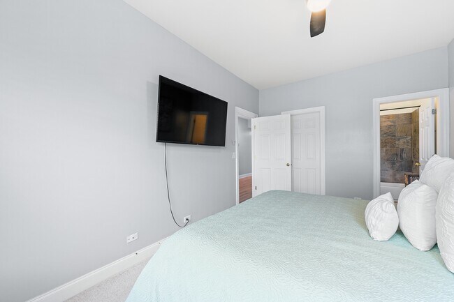 Photo - 6200 S Evans Ave Unit #2