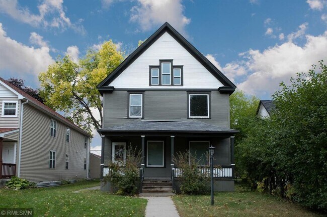 Photo - 2310 Polk St NE