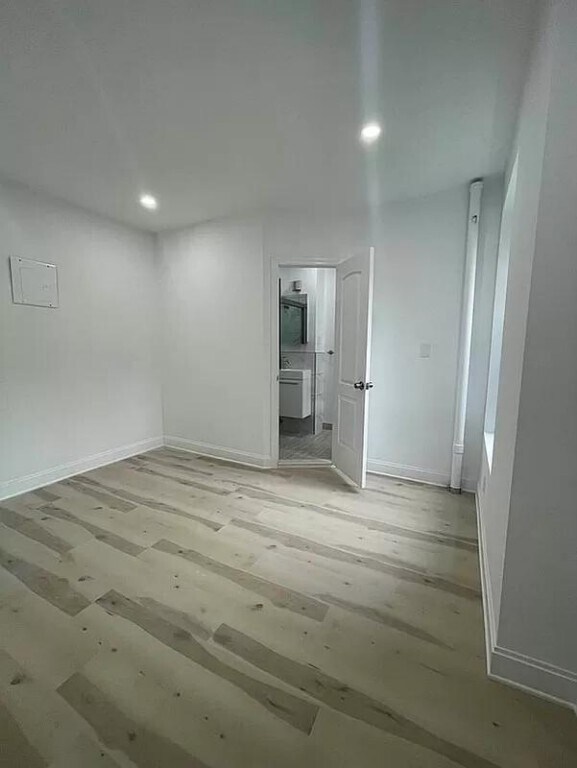 565 Broadway Unidad 02-23