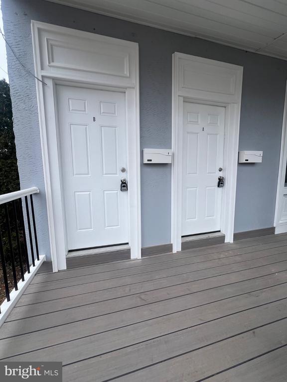 Photo - 330 N 2nd St