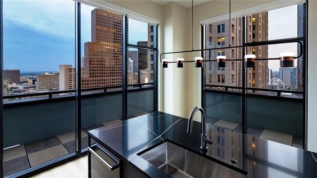 Photo - 161 Peachtree Center Ave NE Unit 1405