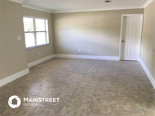 Photo - 2217 16th Ave W