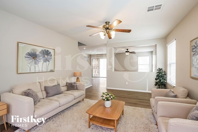 Photo - 6032 Sierra Lakes St