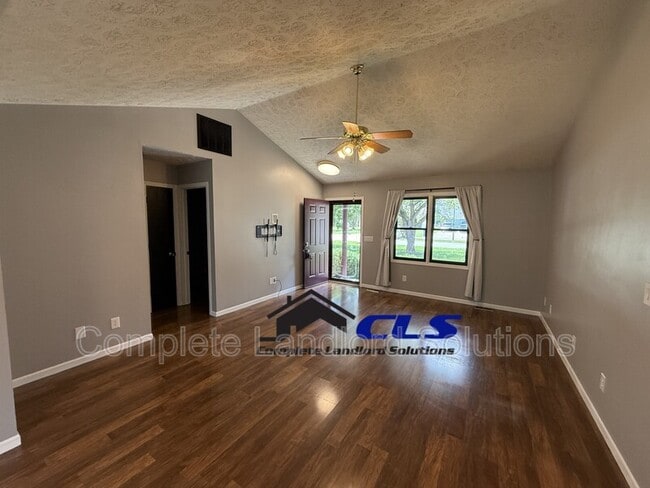 Photo - 2972 Kings Ct