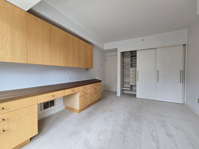 Photo - 2Bd/1.75Ba Seattle Condo Unidad 1209