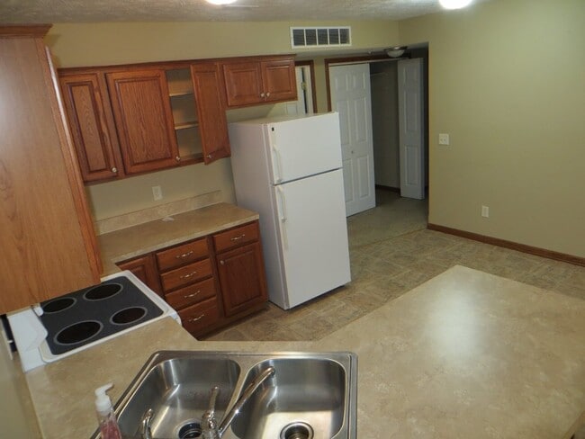 Photo - 2619 Laverna St