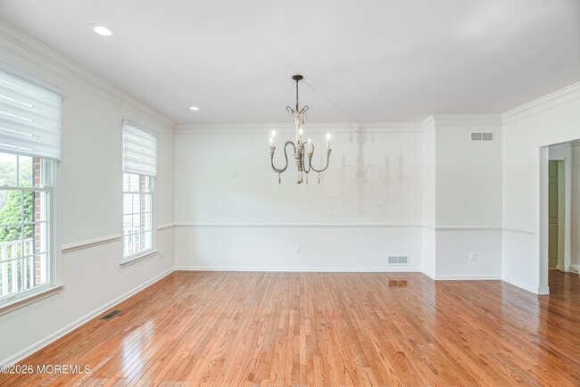 Photo - 9 Mackenzie Ct