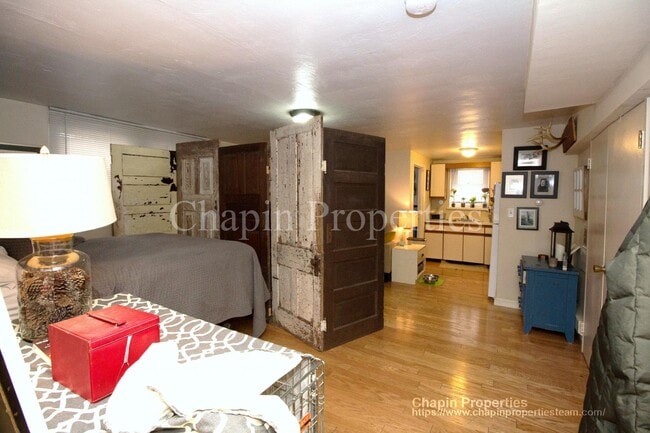 Building Photo - 105 Chestnut St Unit 6