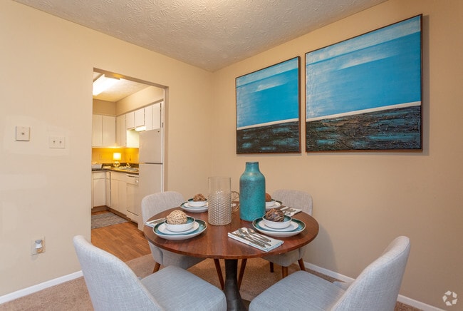 2BR, 1.5BA - 1,235 SF