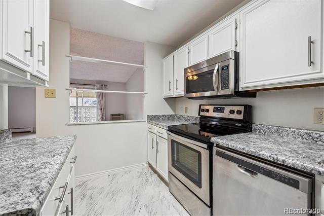 Photo - 3184 S Heather Gardens Way Unit 403