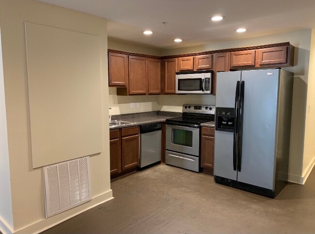 Photo - 409 Main St Unit 7