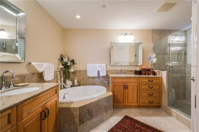 Photo - 331 Cleveland St Unidad 2001