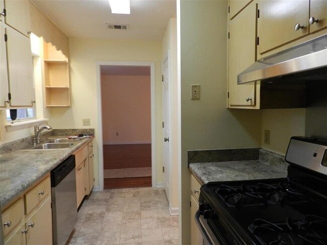 Photo - 3859 McFarlane Dr