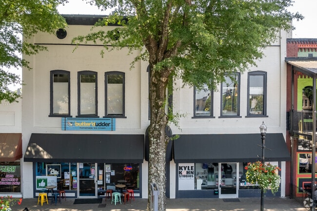 Photo - Adamson Square Lofts