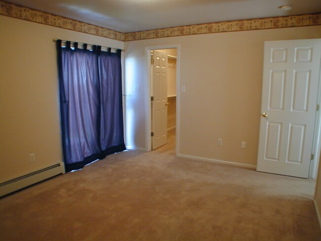 Photo - House For Lease