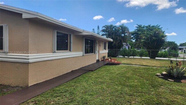 Photo - 3295 NW 214th St