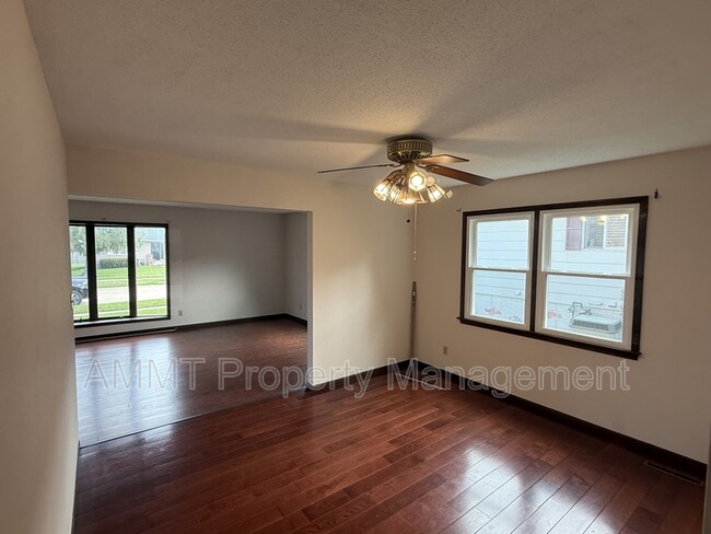 Photo - 1825 26th Ave