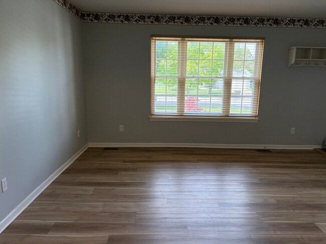 Photo - 4101 Rolling Meadow Ln