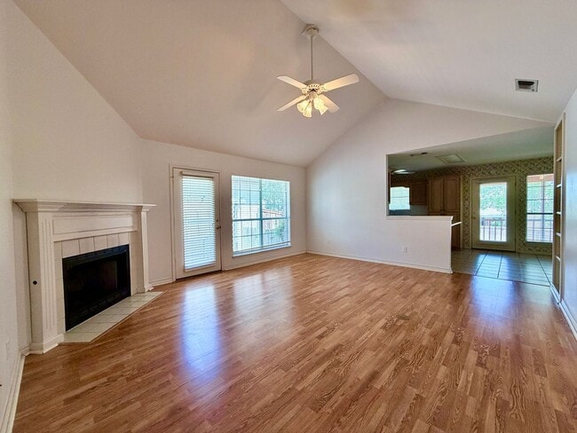 219 Oak Hill Dr