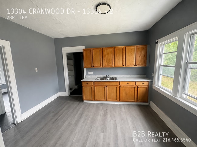 Building Photo - 13304 Cranwood Dr Unit 2