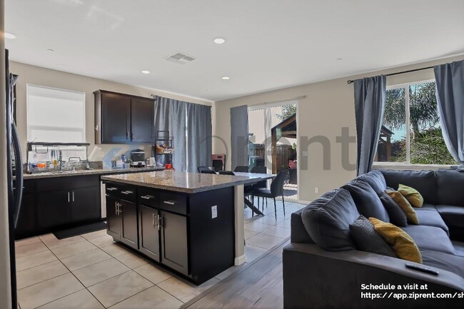 Photo - 1104 Greenbrier Dr