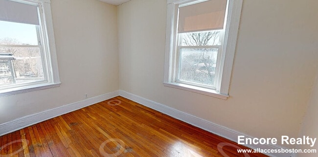 Photo - 15 Egremont Rd Unit 11