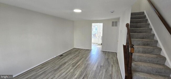 15 Asbury Way