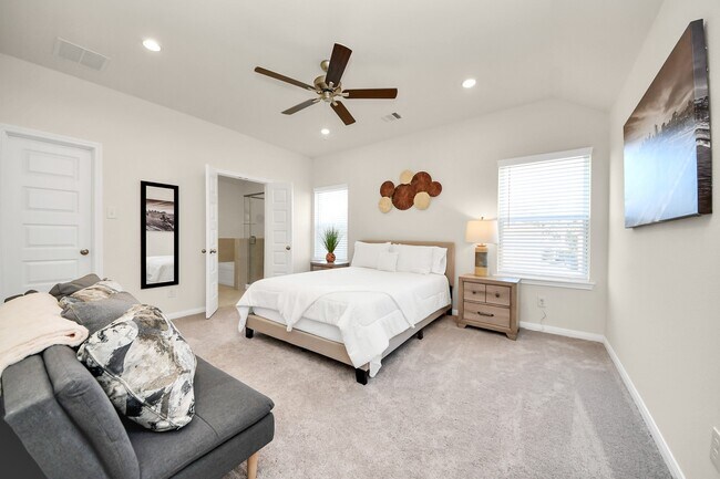 Photo - 14967 Eagle Feather Dr