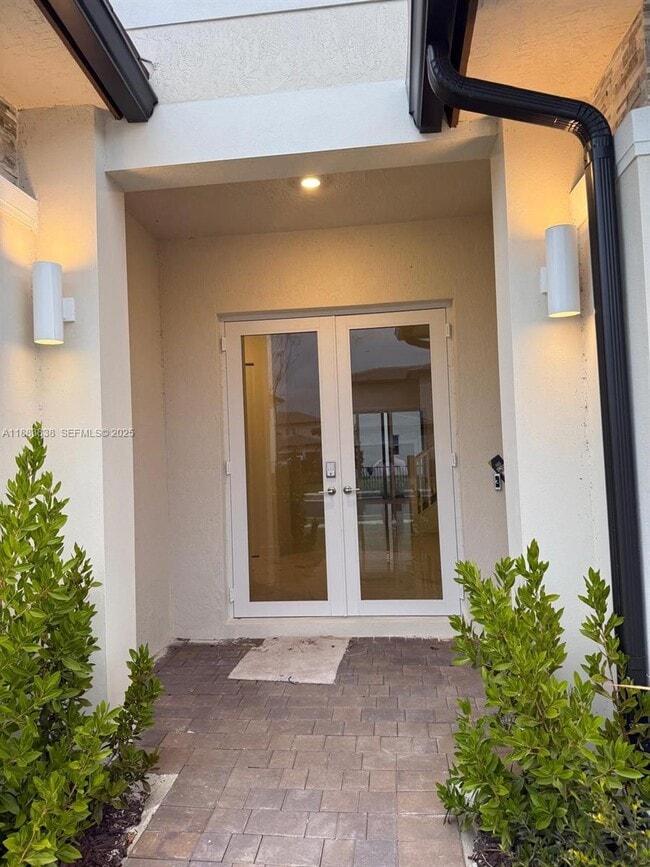 Photo - 12303 SW 44th St