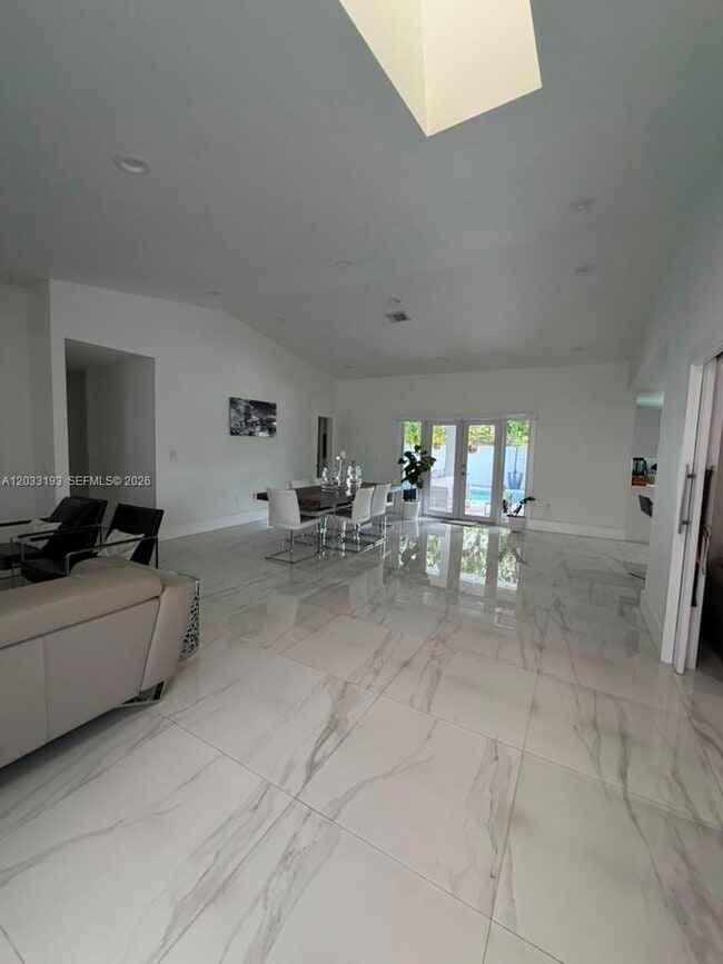 Photo - 3121 SW 140th Ave