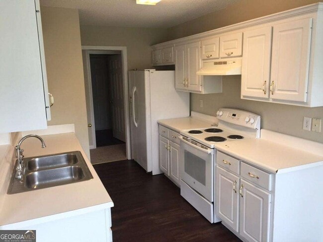 Photo - 1140 Katie Lynne Ln