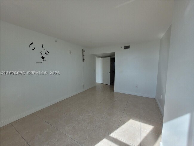 Photo - 3000 Coral Wy Unit 1512