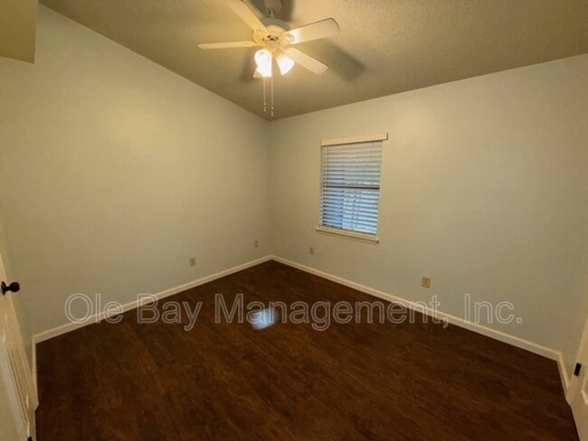 Photo - 6 Summer Oaks Dr