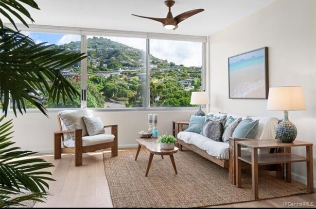 Photo - Makiki - Spacious one bedroom, one bath at... Unidad 403