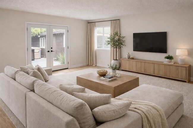 Photo - 2413 Hidalgo Ave