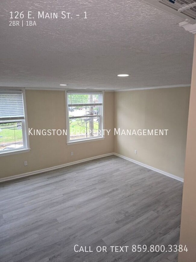 Photo - 126 E Main St Unidad 1